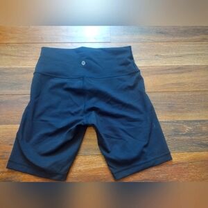 Lululemon 8" Biker shorts